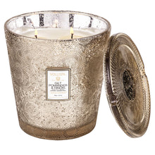 Load image into Gallery viewer, Gilt Pomander &amp; Hinkoki 3 Wick Hearth Candle
